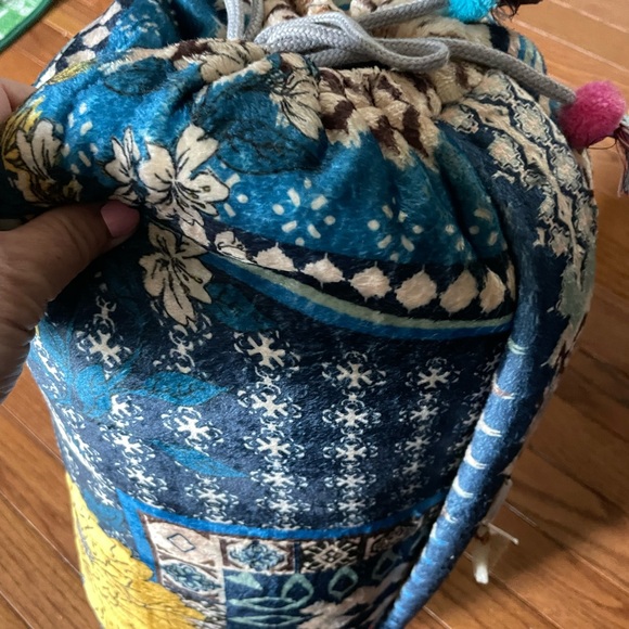 Johnny Was Reversible Canyon Kelso cozy blanket - Picture 3 of 6